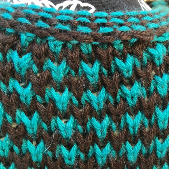 TRINA TURK KNIT CARDIGAN - Picture 7 of 9